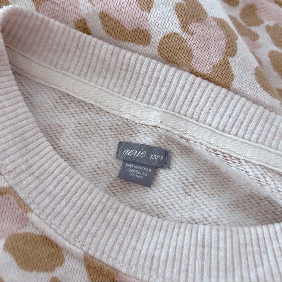 Aerie Pink & Tan Leopard Print Crewneck Sweatshirt Loose Cozy Soft Lounge Top - Picture 3 of 5